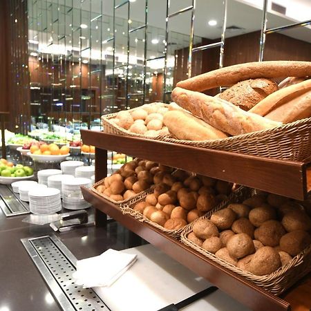 Mercure Istanbul West Hotel & Convention Center Экстерьер фото
