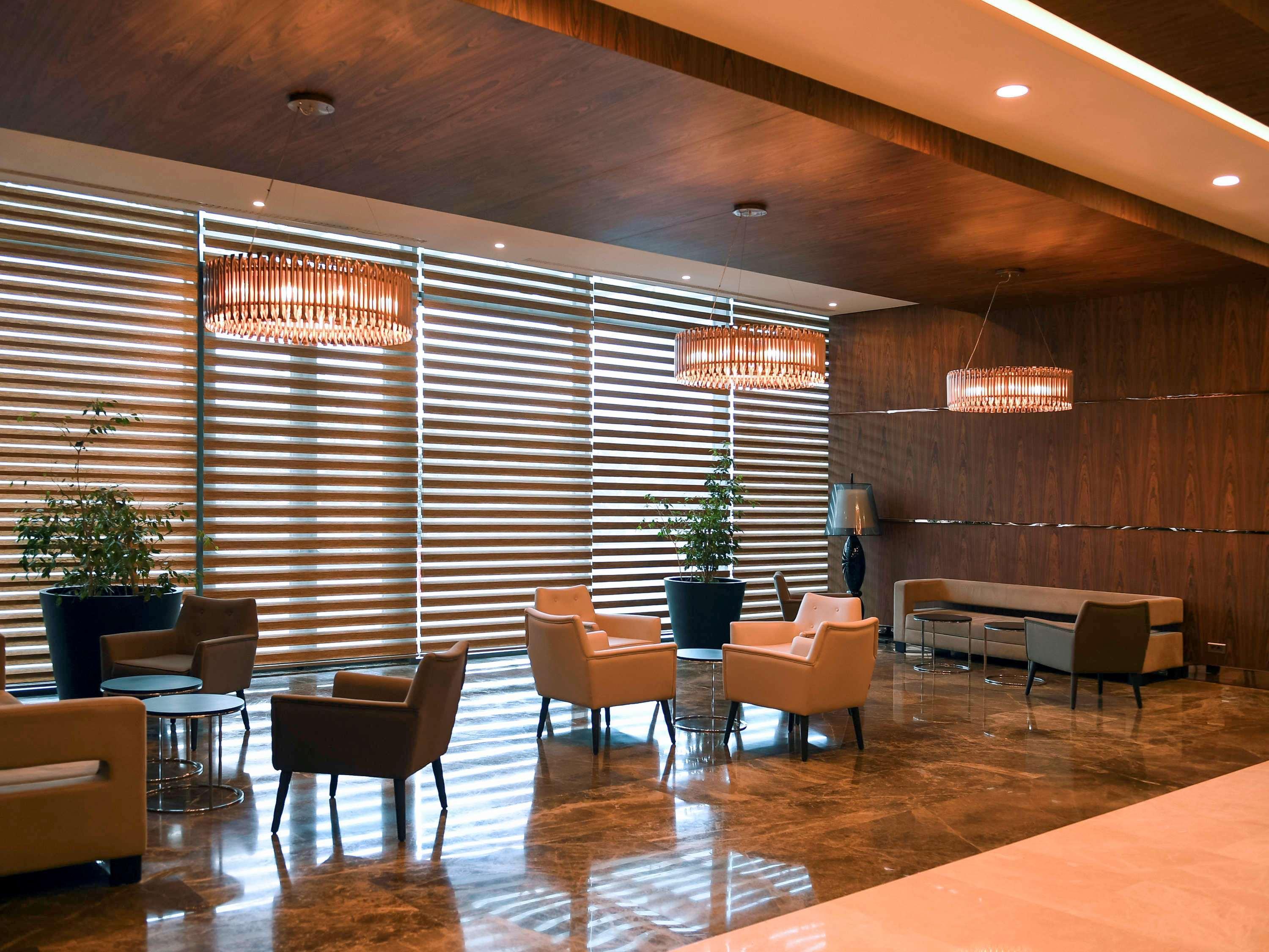 Mercure Istanbul West Hotel & Convention Center Экстерьер фото