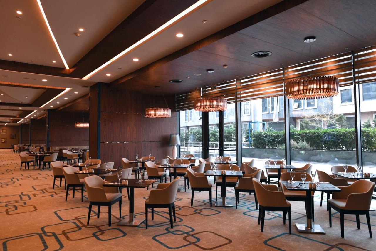 Mercure Istanbul West Hotel & Convention Center Экстерьер фото