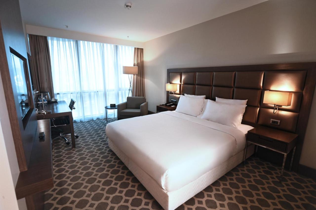 Mercure Istanbul West Hotel & Convention Center Экстерьер фото