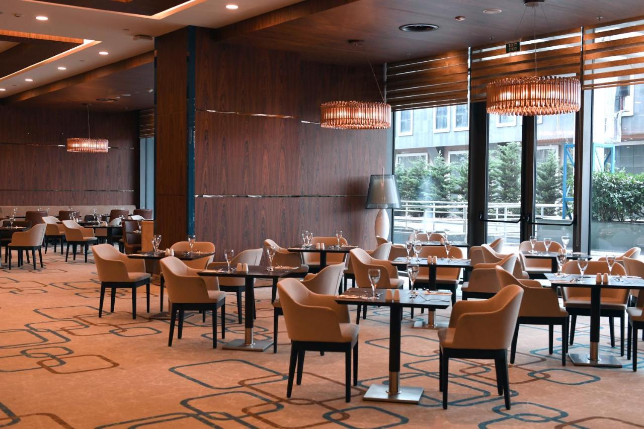 Mercure Istanbul West Hotel & Convention Center Экстерьер фото